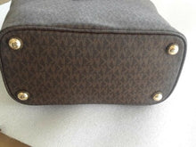 Load image into Gallery viewer, Michael Kors Jet Set Medium Top Zip Snap Pocket Tote NWT
