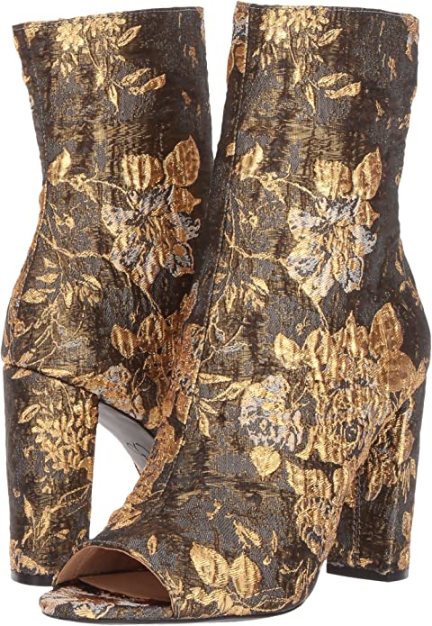 Jessica Simpson Women's Elara Fashion Boot Size 5.5M