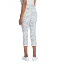 Load image into Gallery viewer, Mario Serrani Comfort Stretch Cuff Capri Women&#39;s Pants
