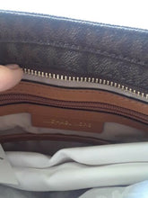Load image into Gallery viewer, MICHAEL KORS JET SET TRAVEL LARGE MESSENGER CROSSBODY BROWN NEW NWT

