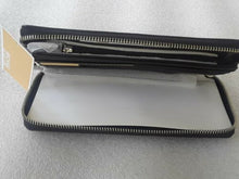 Load image into Gallery viewer, Michael Kors Jet Set Travel Logo Continental Wallet Black 32S7STTE9B-001 *NWT*
