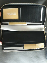 Load image into Gallery viewer, MICHAEL KORS MERCER TRAVEL CONTINENTAL LEATHER WALLET BLACK $ 168.00
