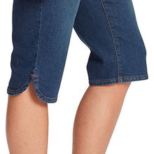 Load image into Gallery viewer, Gloria Vanderbilt Ladies Skimmer Capri
