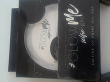 Load image into Gallery viewer, Impressions Vanity Touch up, Revealight Morrow And Selfie Light Bundle.
