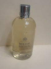 Load image into Gallery viewer, Molton Brown Bath &amp; Shower Gel Orange &amp; Bergamot Body Wash 300ml
