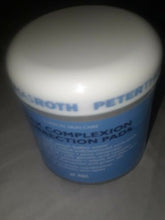 Load image into Gallery viewer, Peter Thomas Roth Max Complexion Correction Pads 60 Count
