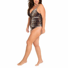 Load image into Gallery viewer, Cyn &amp; Luca Women&#39;s Swimsuit and Kimono Set
