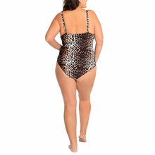 Load image into Gallery viewer, Cyn &amp; Luca Women&#39;s Swimsuit and Kimono Set
