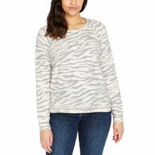 Load image into Gallery viewer, Buffalo Ladies’ Printed Cozy Top
