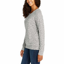 Load image into Gallery viewer, Buffalo Ladies’ Printed Cozy Top
