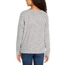 Load image into Gallery viewer, Buffalo Ladies’ Printed Cozy Top
