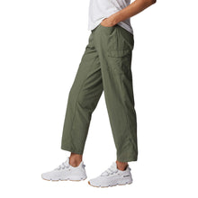 Load image into Gallery viewer, Columbia Women&#39;s Hiking Pants
