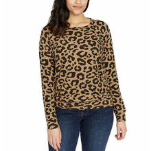 Load image into Gallery viewer, Buffalo Ladies’ Printed Cozy Top
