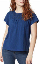 Load image into Gallery viewer, Ella Moss Ladies Eyelet Knit Top
