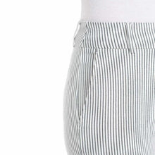 Load image into Gallery viewer, Hilary Radley Women&#39;s Pull-on Capri Comfort Fit Stretch Pants
