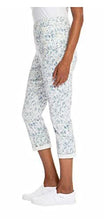 Load image into Gallery viewer, Mario Serrani Comfort Stretch Cuff Capri Women&#39;s Pants

