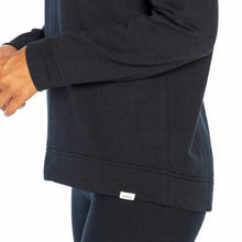 Load image into Gallery viewer, Orvis Women’s Soft Cozy Crewneck Pullover
